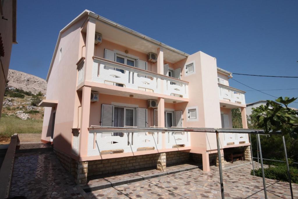 Rooms by the sea Metajna photo 2