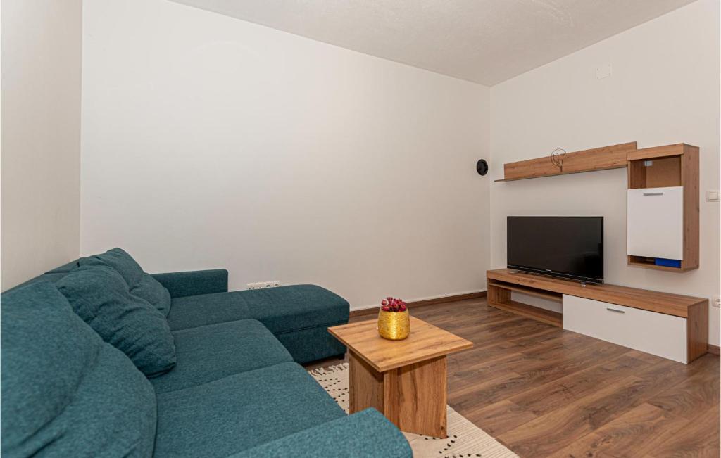 1 Bedroom Amazing Apartment In Vodice photo 2