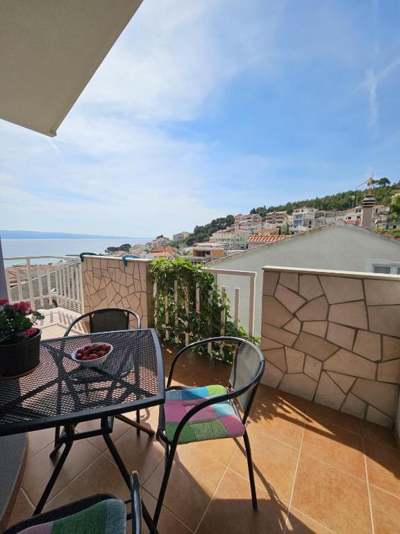 Studio apartment in Duce with sea view — photo 1