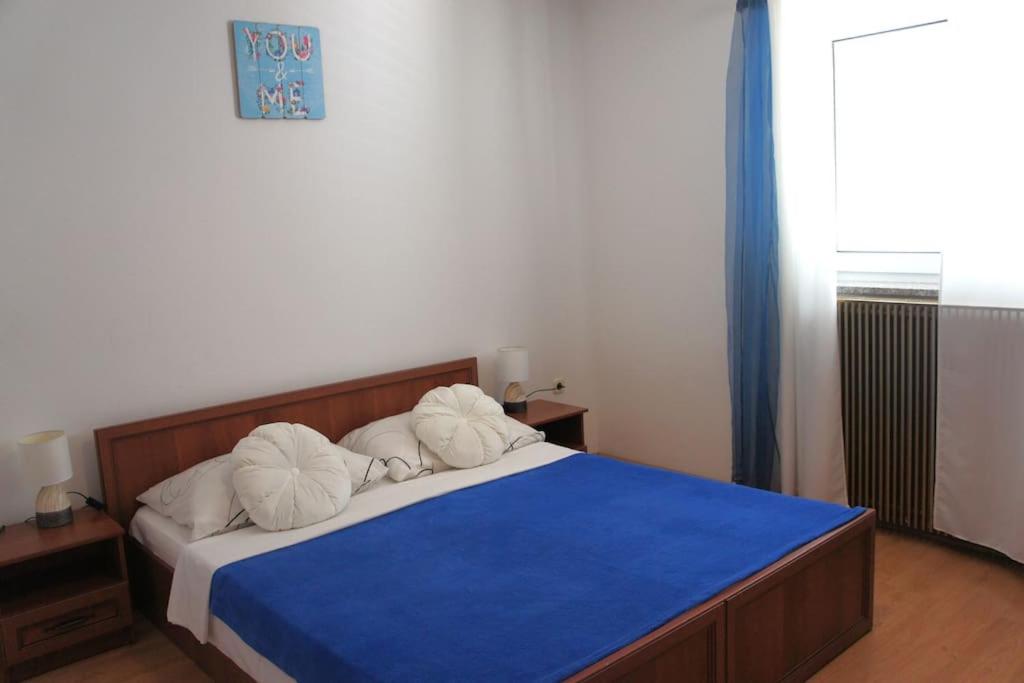 Sea view apartment photo 2