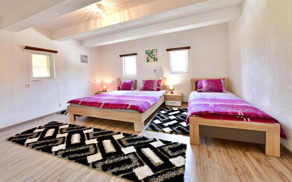 House Luna photo 2