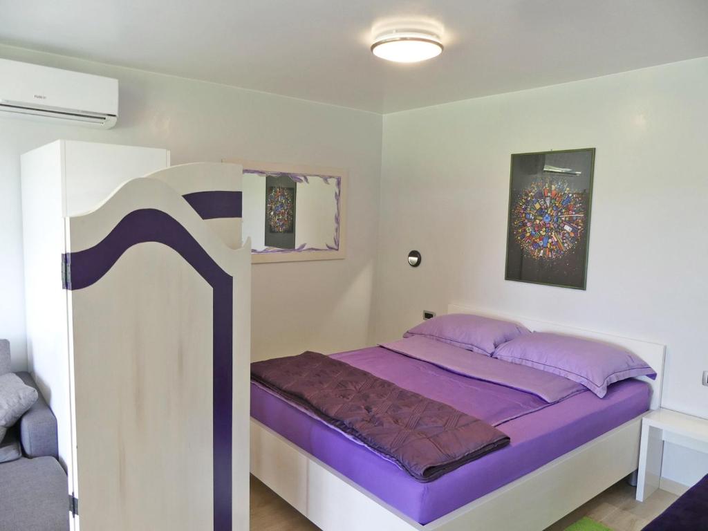 Apartments with WiFi Zagreb - 15474 photo 2