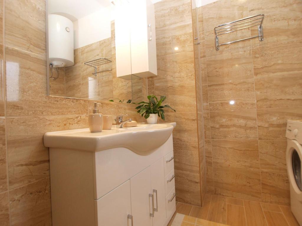 Apartment Luciano 1540 photo 3