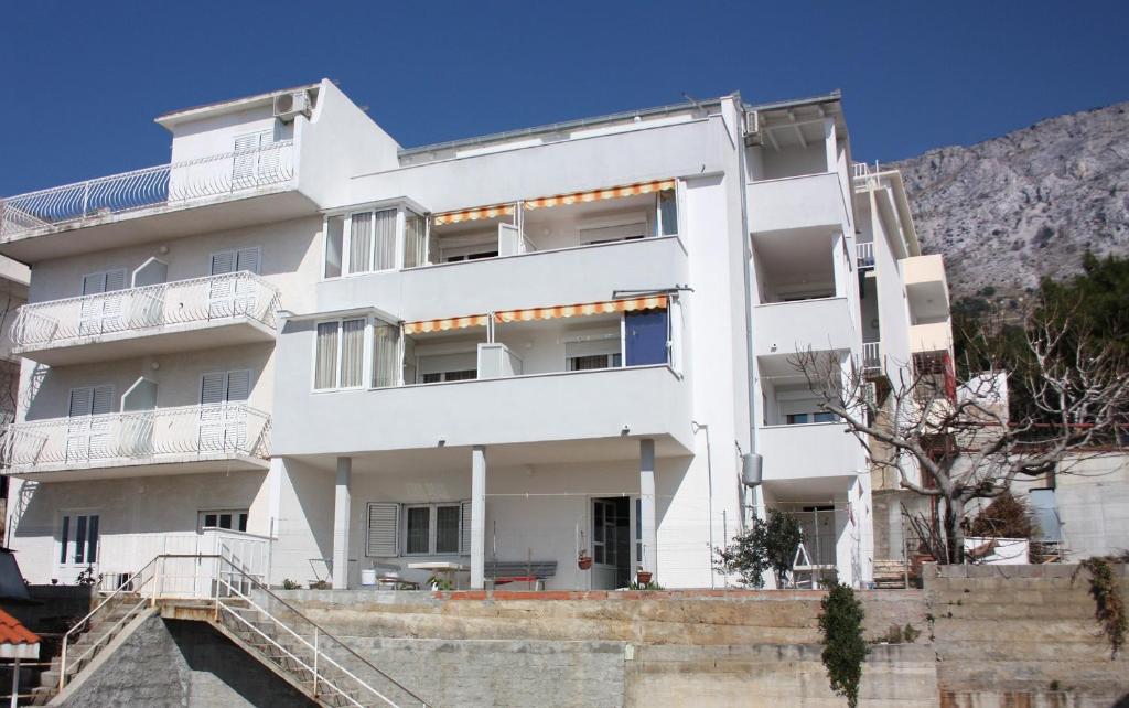 Apartments with a parking space Nemira — photo 1