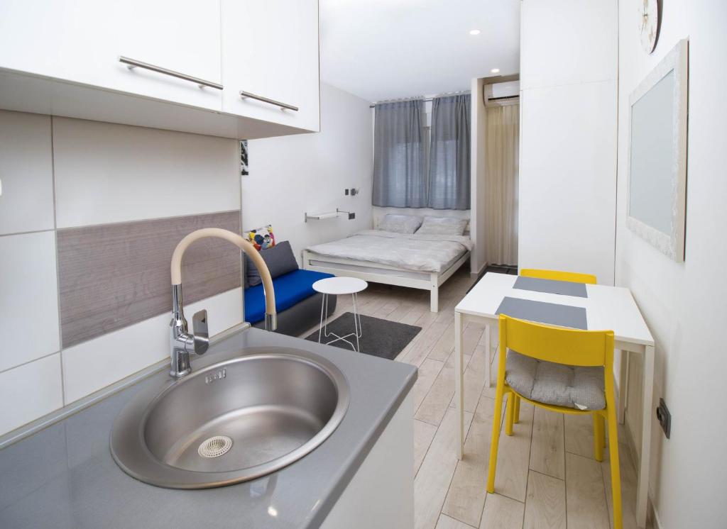 Studio Apartment Lukas photo 3
