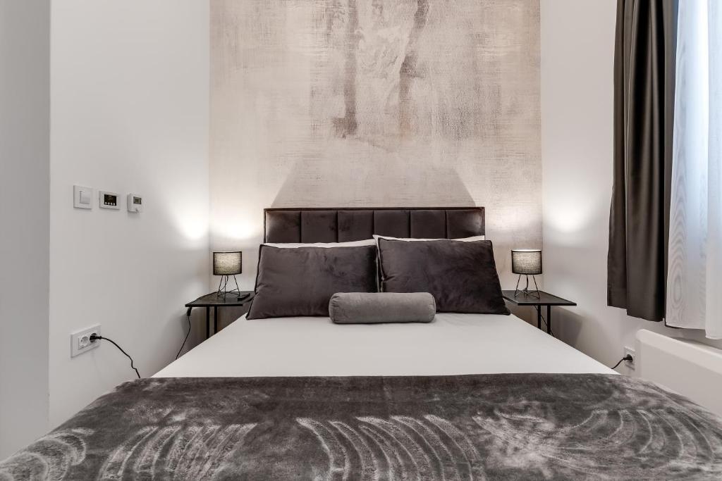Tesa Luxury Apartment photo 2