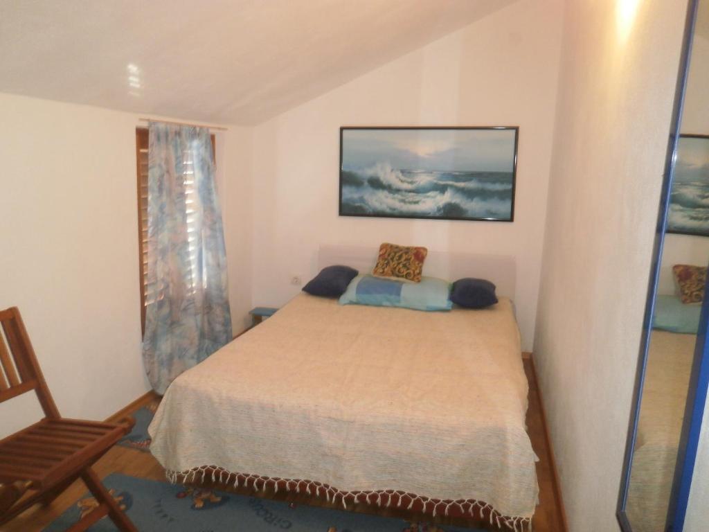 Apartments with parking space Stomorska photo 2