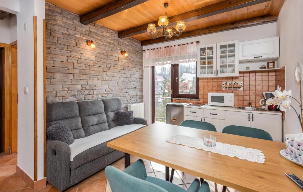 Nice Home In Fuzine With Kitchen photo 3