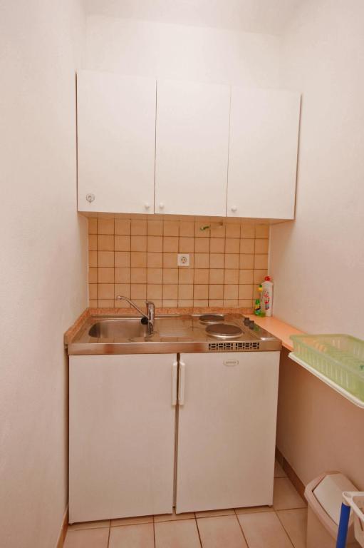 Studio Nemira 4652c photo 3
