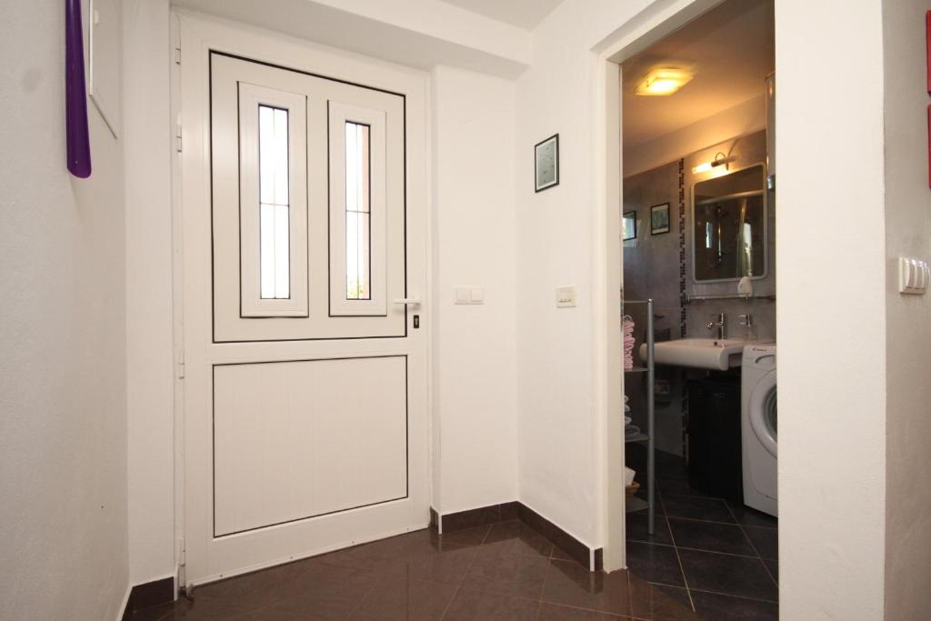 Apartments for families with children Zdrelac photo 3