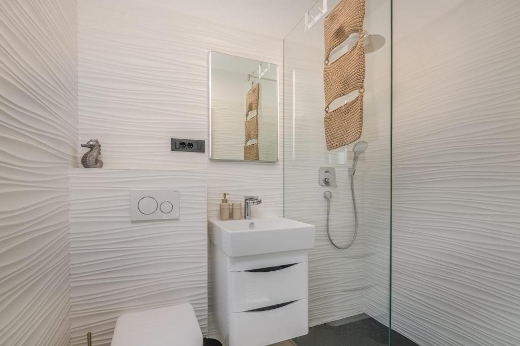 Tea Deluxe Apartment with private Pool photo 3