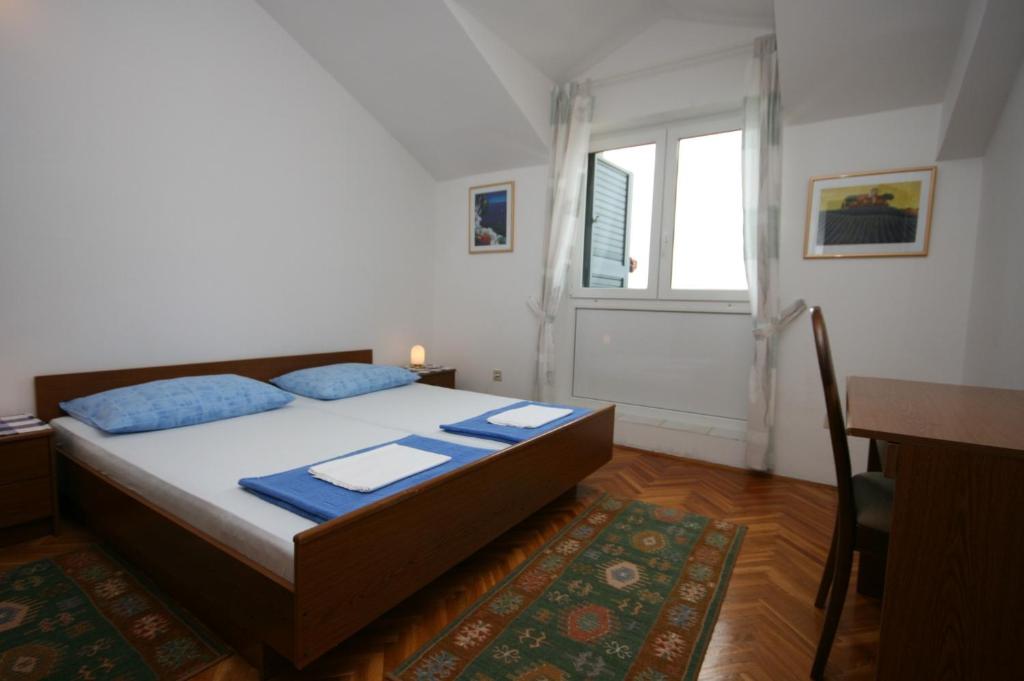 Apartments by the sea Vodice - 4198 photo 2
