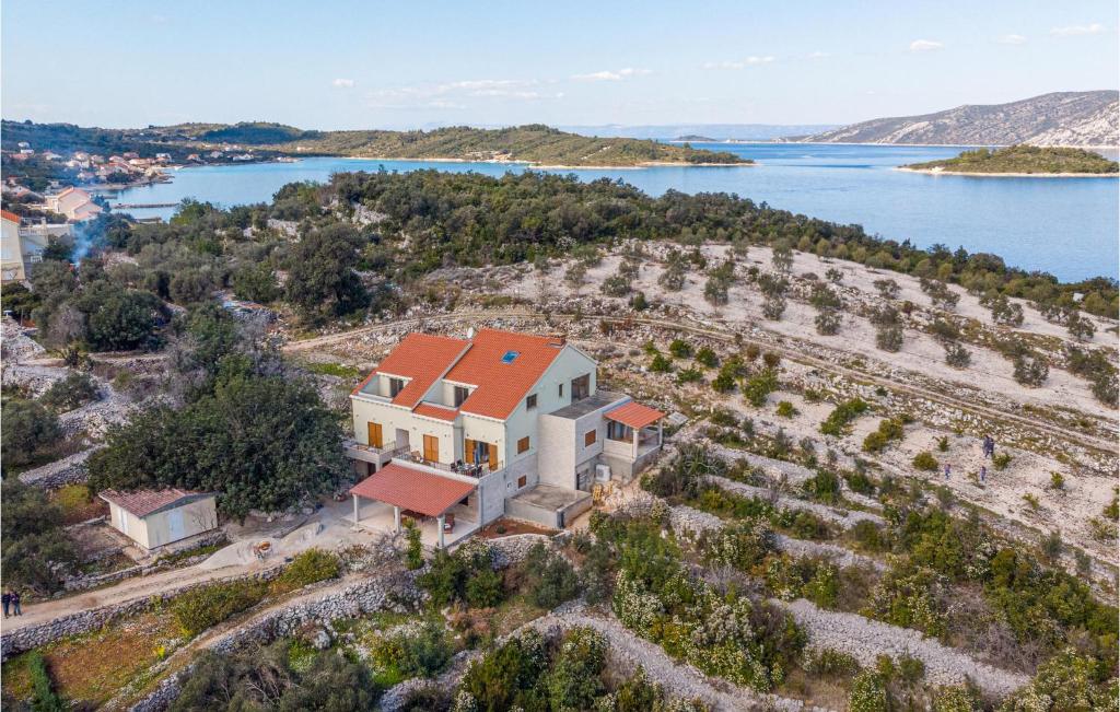 Beach Front Apartment In Kneze With Wifi photo 2