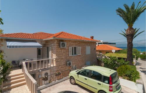 2 Bedroom Stunning Apartment In Supetar — photo 1