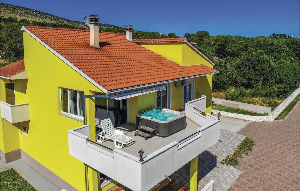 Nice Home In Primorski Dolac With Sauna photo 3