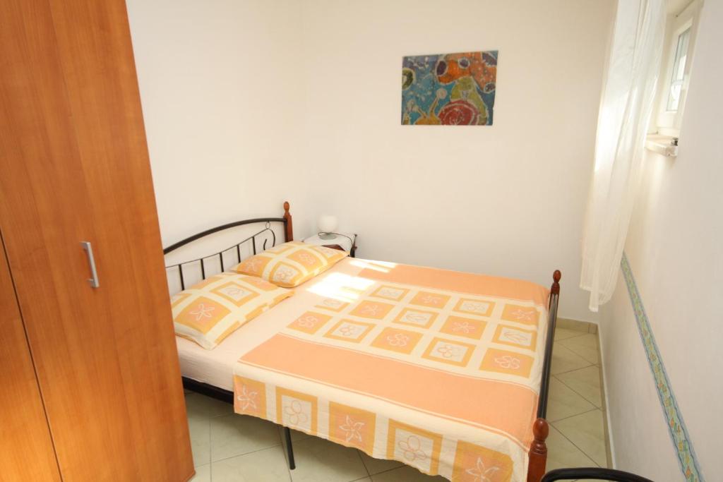 Studio Umag 7126a photo 2