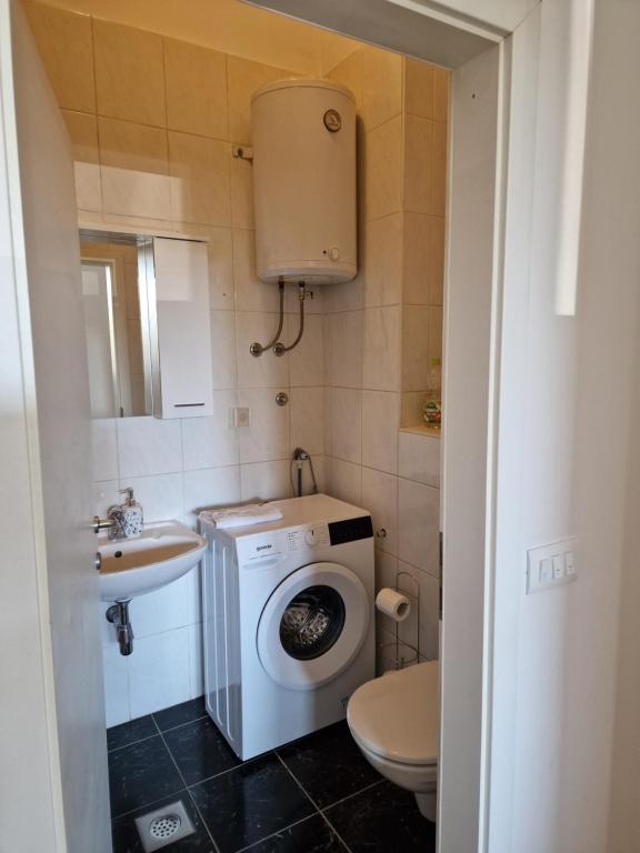 Studio apartman Asja photo 3