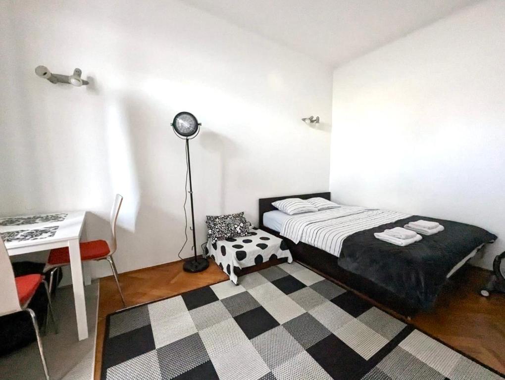 Spacious Maksimir Condo — photo 1