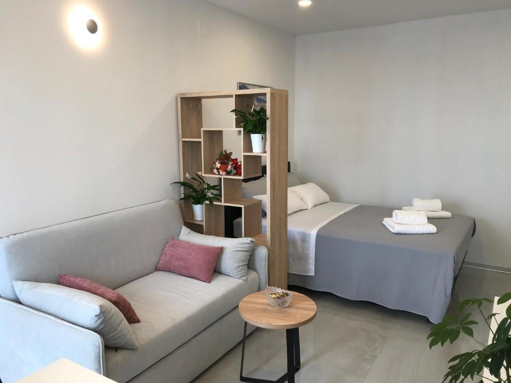 Sweet Dreams - Studio Apartment photo 2