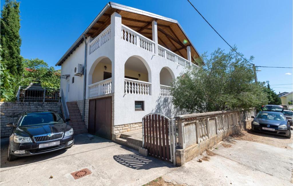 Lovely Apartment In Susnjar Ii photo 2
