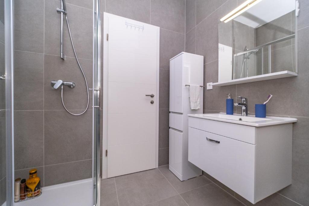 Spacious one bedroom apartment Lana photo 3