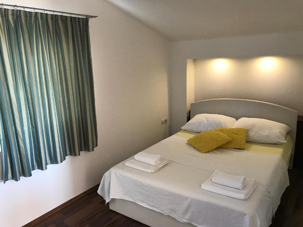 Sakoman Apartments photo 2