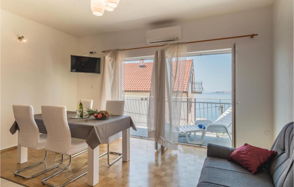Gorgeous Apartment In Senj With Kitchen photo 2