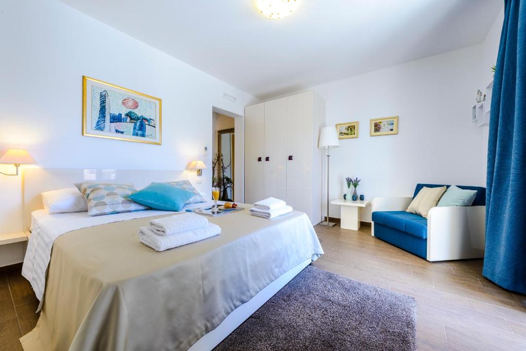 Tara Apartments photo 2