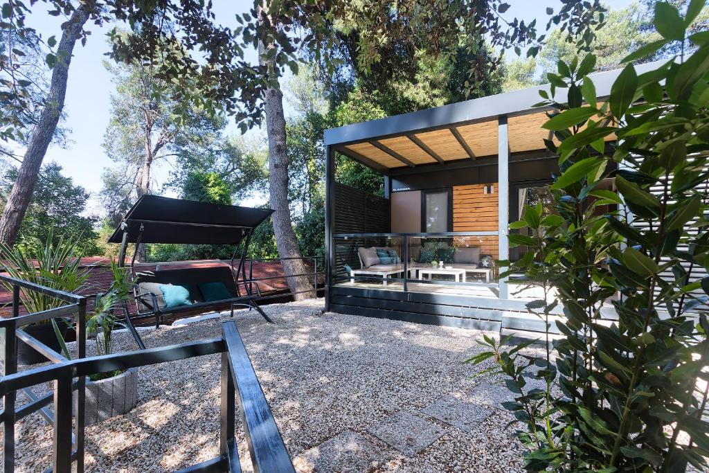 TOTAL ESCAPE Mobile Home BIANCA Camp Porton Biondi — photo 1