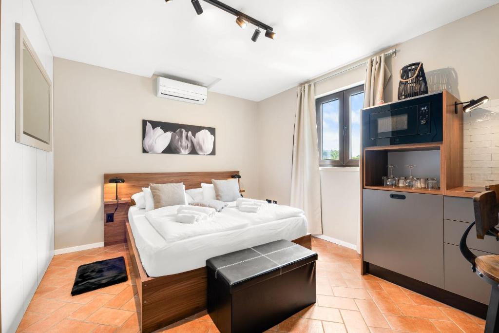 Suncity room — photo 1