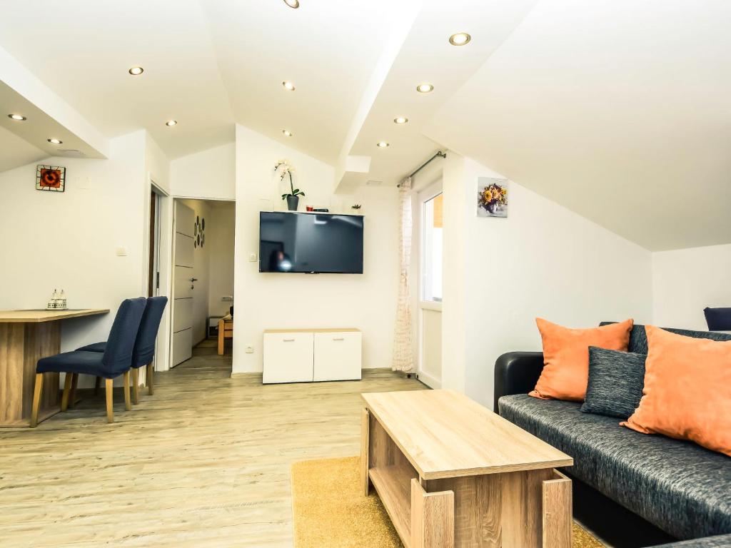 Apartment Matanovi Dvori-2 by Interhome photo 3