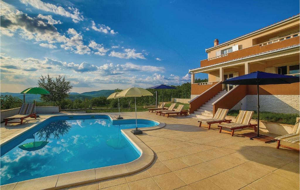 Awesome Home In Radosic photo 2