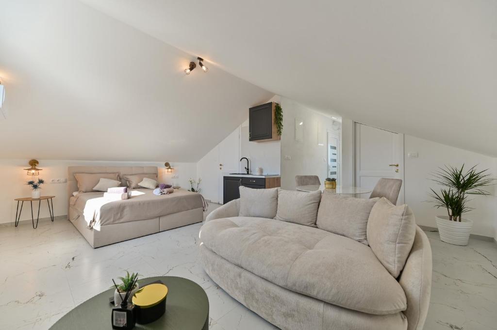 Studio apartman with jacuzzi on rooftop photo 2