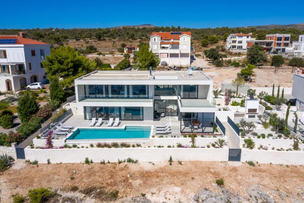 Sensational Rogoznica Villa 5 Bedrooms Villa Miracle Balcony Overlooking Sea photo 2