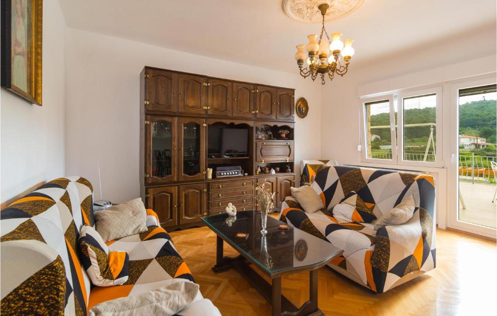 Beautiful Apartment In Gornje Selo With Wifi photo 3