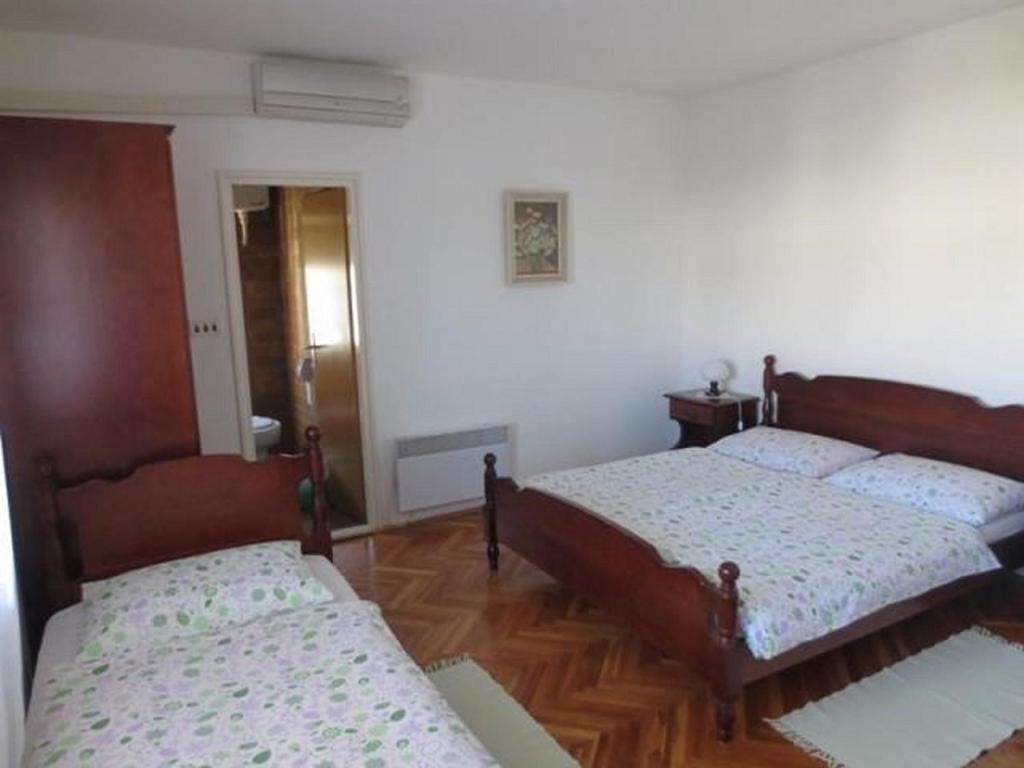 Room in Sukosan with balcony photo 2