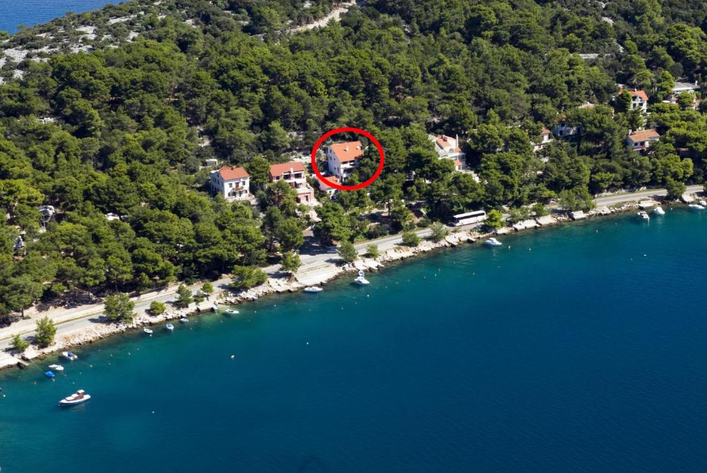 Apartments by the sea Mali Losinj (Losinj) - 3444 — photo 1