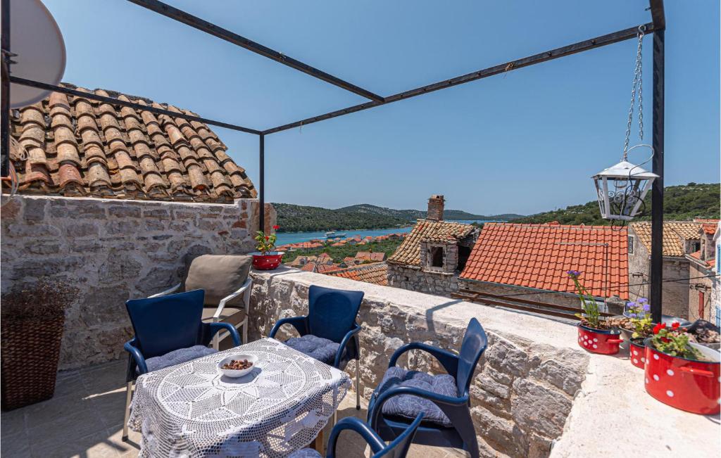Awesome Home In Kaprije With Wifi photo 2