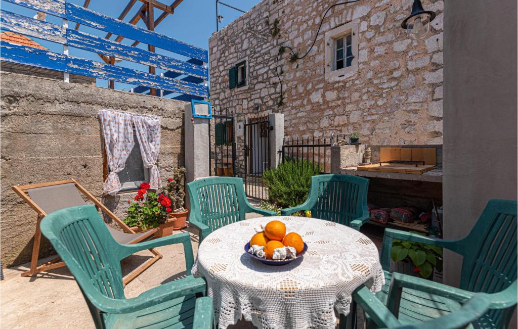 Awesome Home In Kaprije With Wifi photo 3