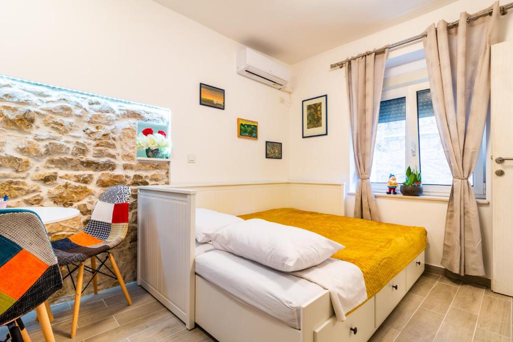 Studio apartman Mirela Kaštel Štafilić photo 2