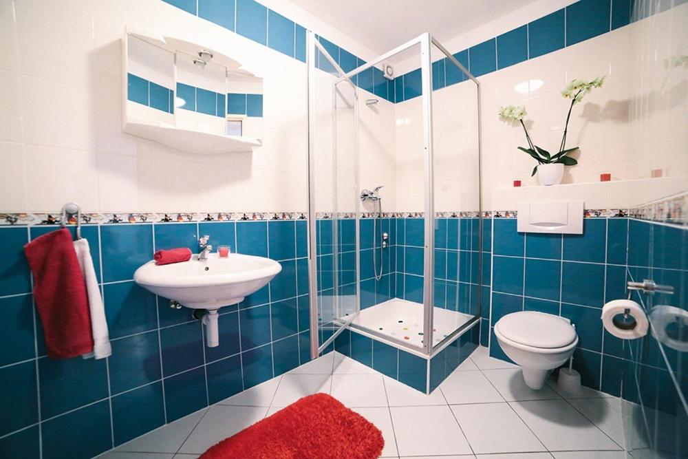 Booking.com: Hotels in Duće. Book your hotel now! photo 3