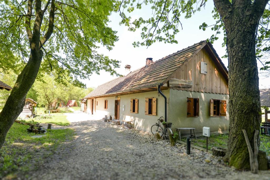 Holiday Home "Rim" - Kuća za odmor i kućice — photo 1