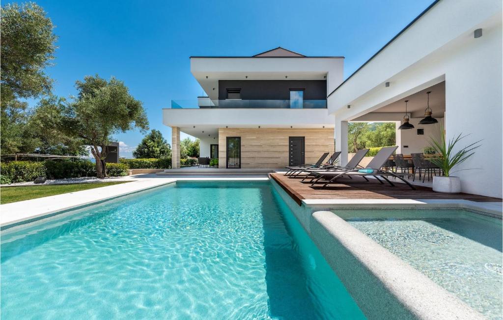 Villa Laurea — photo 1