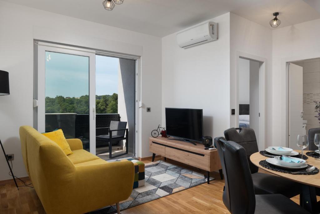 Zara Sunset Apartment — photo 1