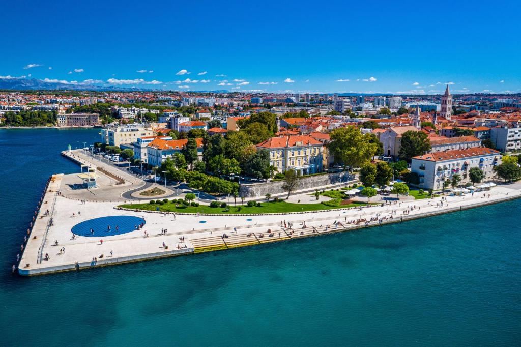MY DALMATIA - Sea View Apartment Riva photo 3