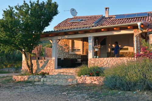 Robinson home in Pašman with Seaview — photo 1