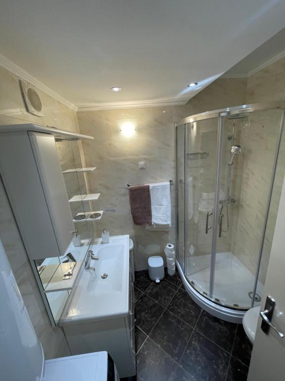 Deluxe Sunset Room photo 3