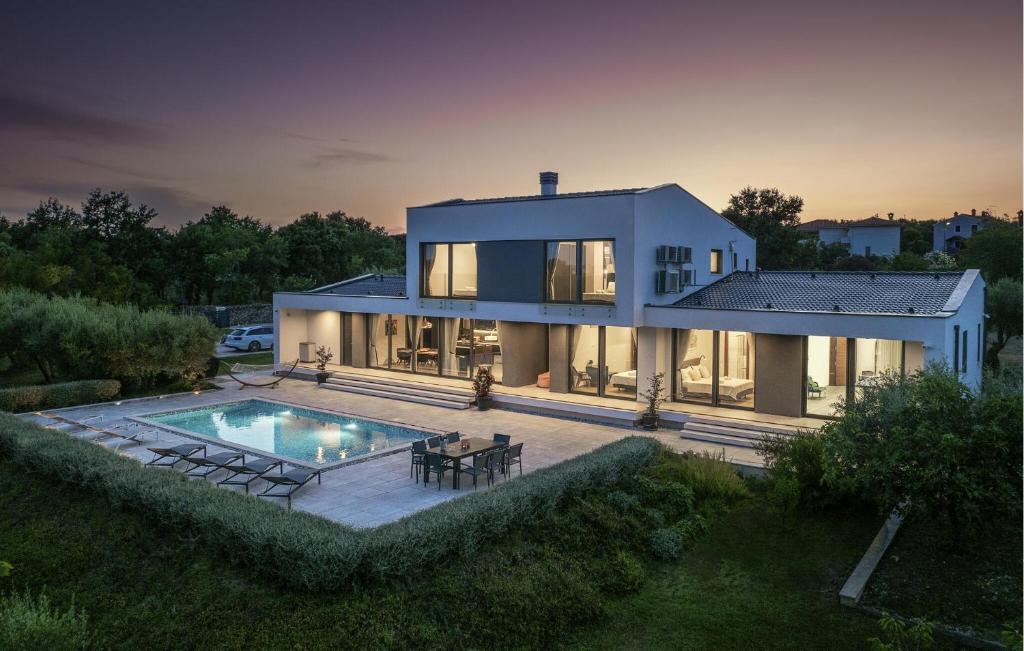 4 Bedroom Stunning Home In Rakalj — photo 1