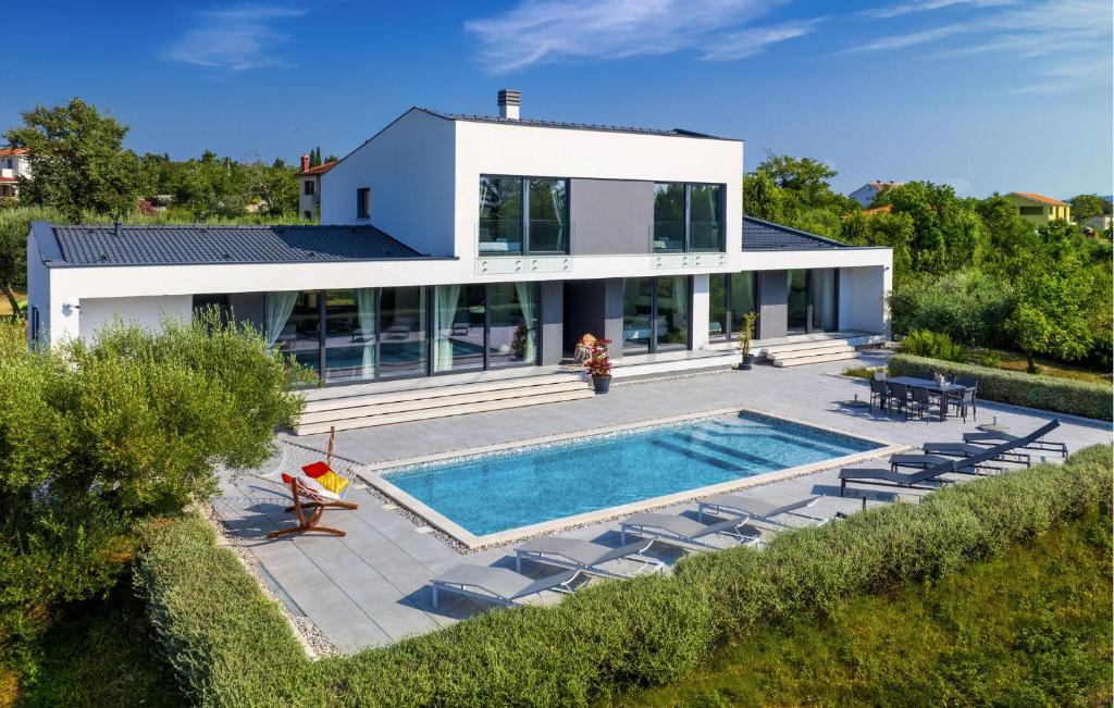 4 Bedroom Stunning Home In Rakalj photo 2