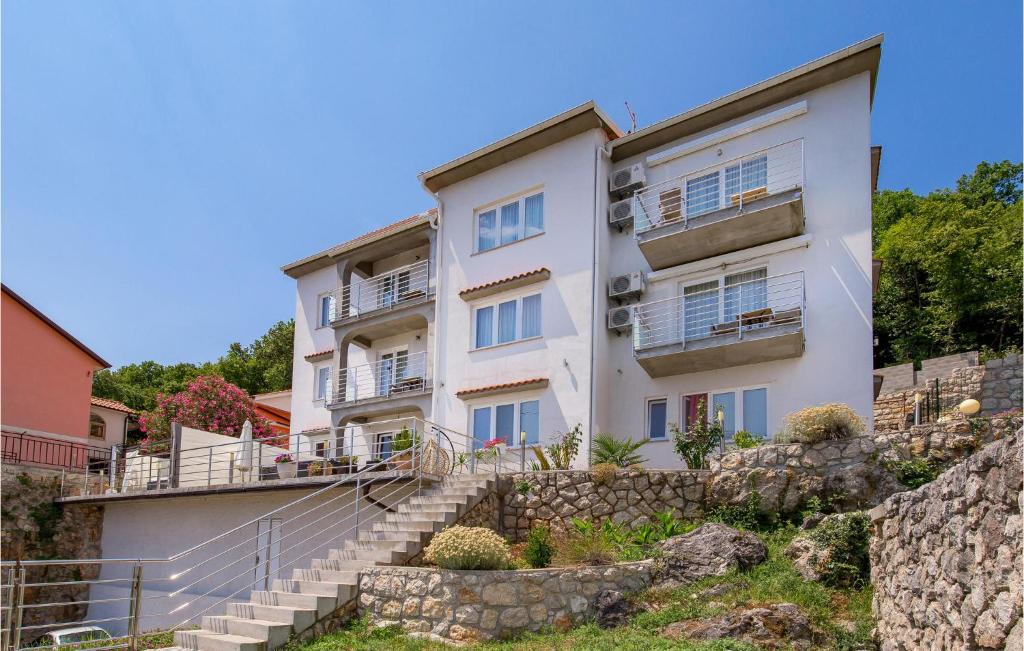 Cozy Apartment In Moscenicka Draga photo 3